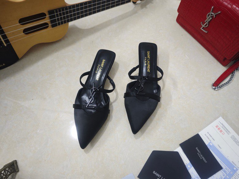 생로랑 YSL 로고 미들힐 펌프스