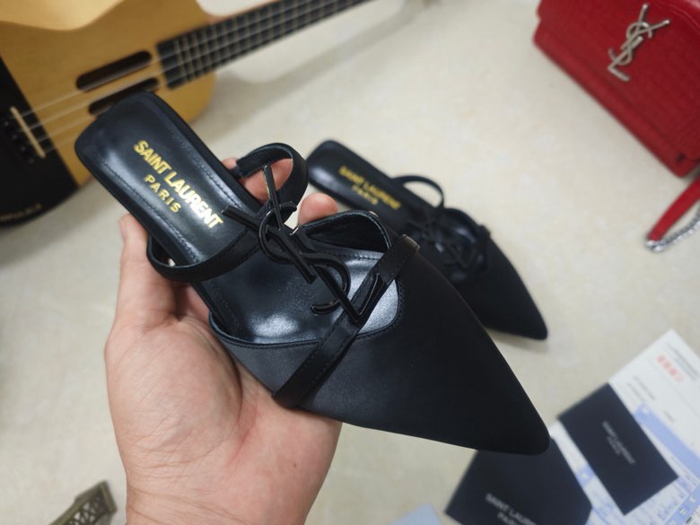 생로랑 YSL 로고 미들힐 펌프스