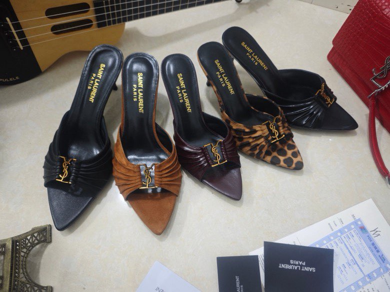 생로랑 YSL 로고 미들힐 펌프스