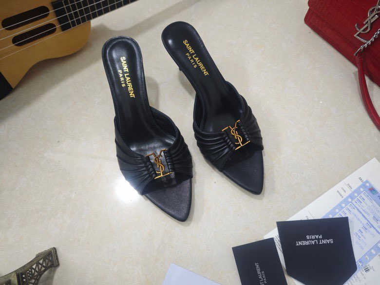 생로랑 YSL 로고 미들힐 펌프스