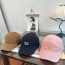 미우미우 클래식 로고 볼캡