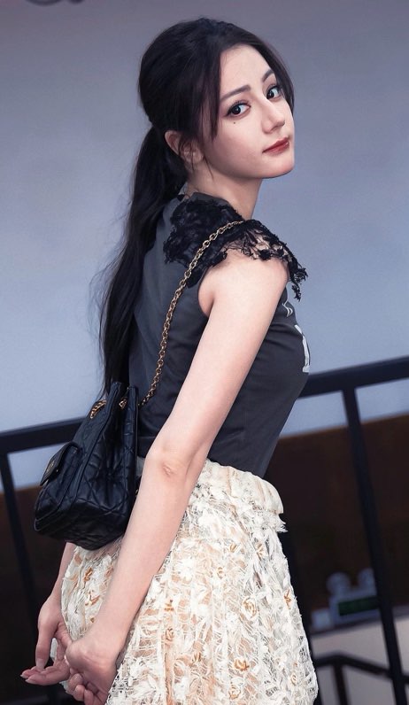 디올 레이스 패치워크 빈티지 반팔 티셔츠