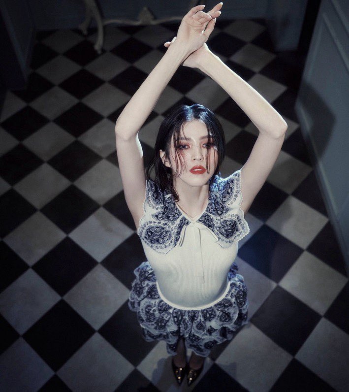 디올 레이스 카라 리본 니트 반팔