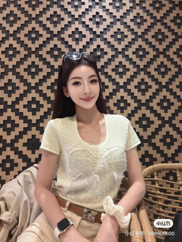 샤넬 리본 포인트 니트 반팔 탑