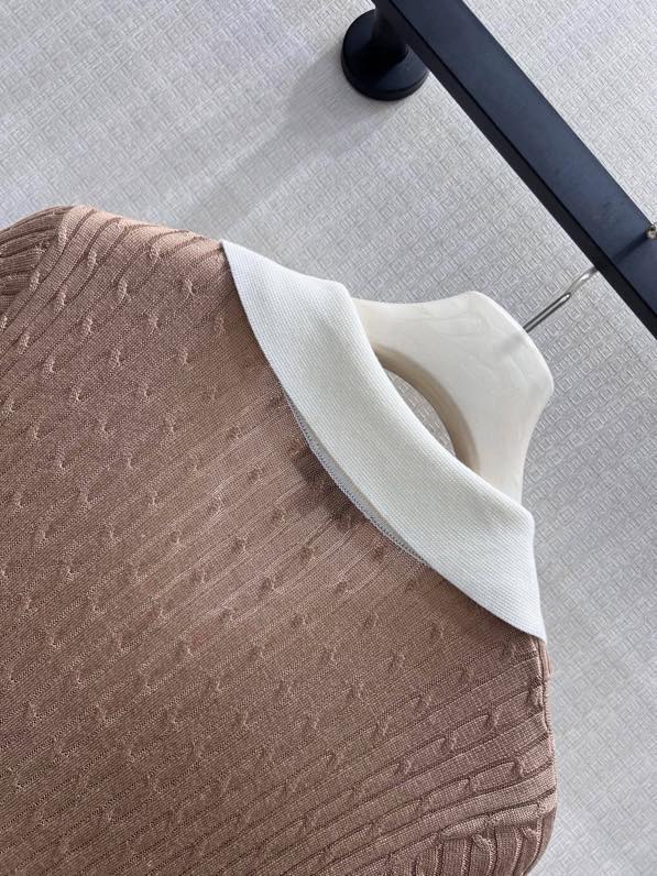 샤넬 배색 카라 니트 폴로