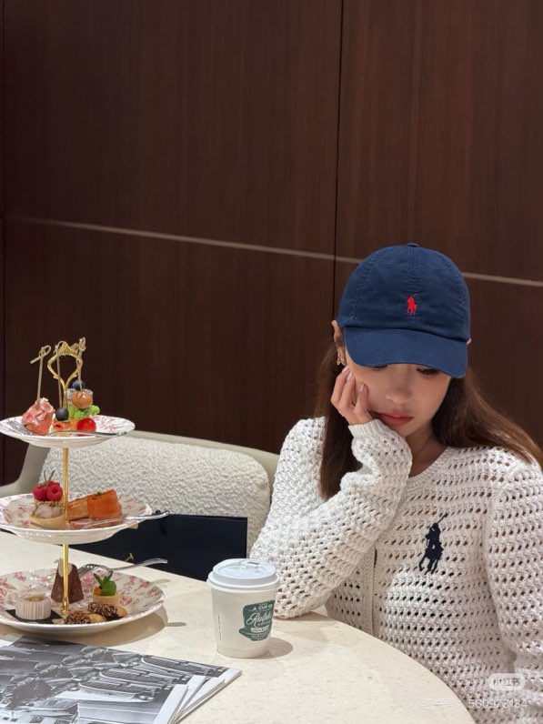 랄프로렌 기사 자수 오픈워크 니트 가디건