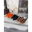 생로랑 YSL 크리스탈 로고 플랫 샌들