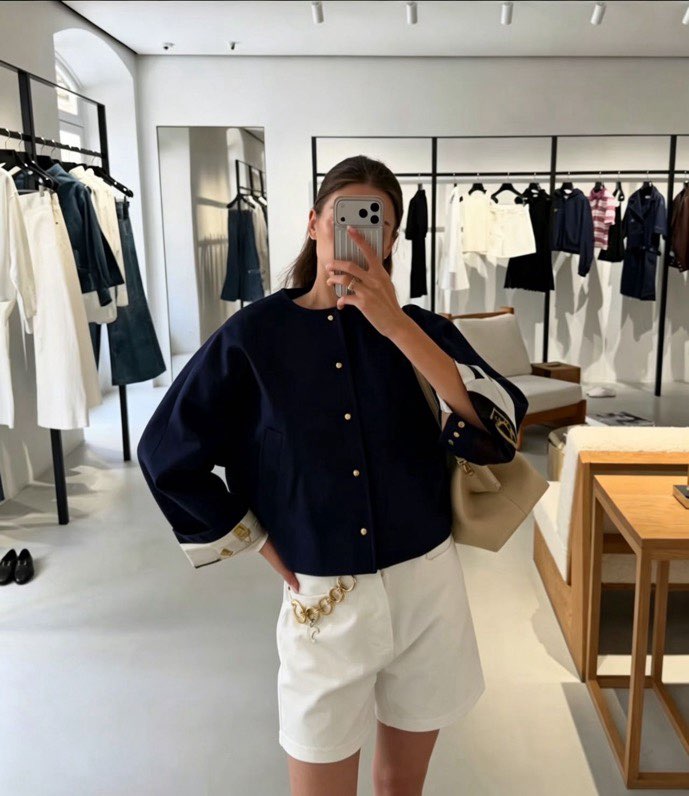셀린느 트리옹프 메탈 참 데님 쇼츠