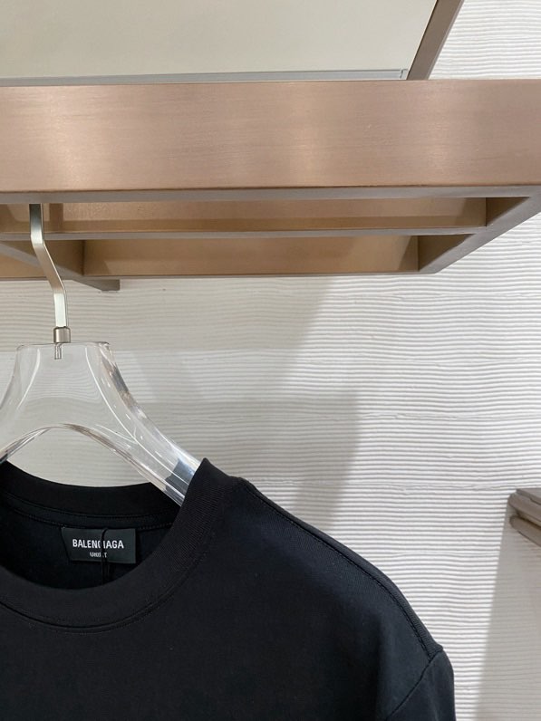 발렌시아가 핸드드로잉 로고 반팔 티셔츠
