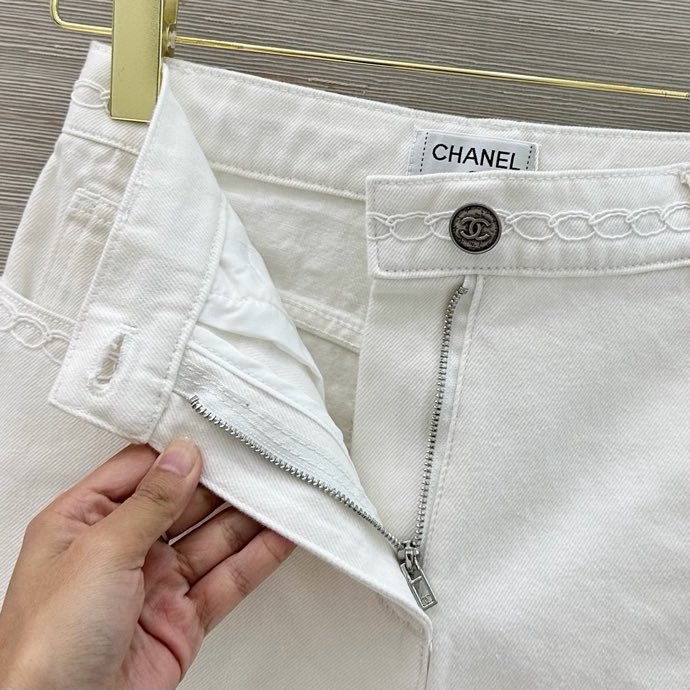 샤넬 체인 자수 데님 쇼츠