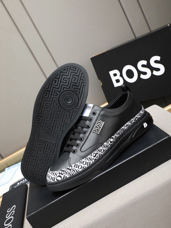 BOSS 프리미엄 레더 스니커즈