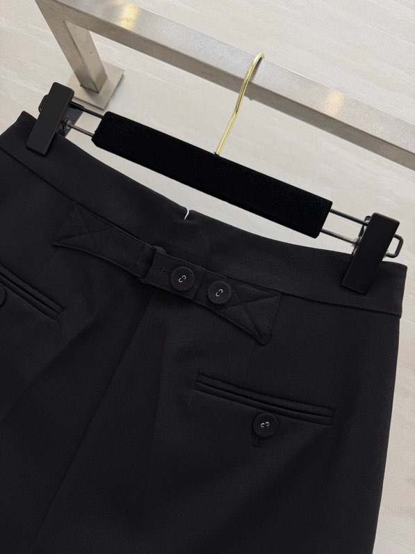 톰브라운 클래식 하프 슬랙스 팬츠