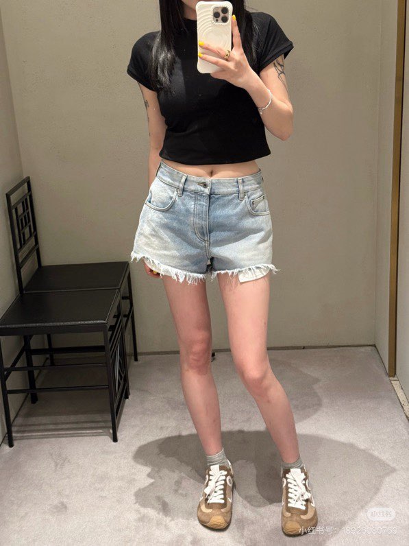 로에베 2026SS Paula’s Ibiza 자수 데님 쇼츠
