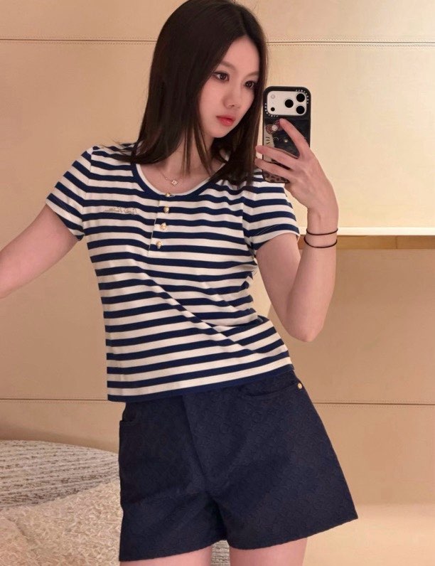 루이비통 2026 SS 마린 스트라이프 헨리넥 반팔 티셔츠