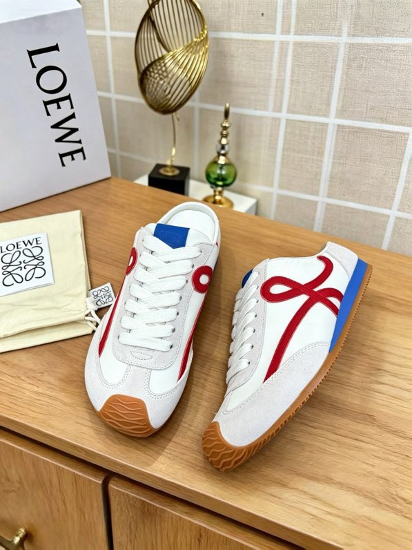 로에베 Ballet Runner 2.0 스니커즈