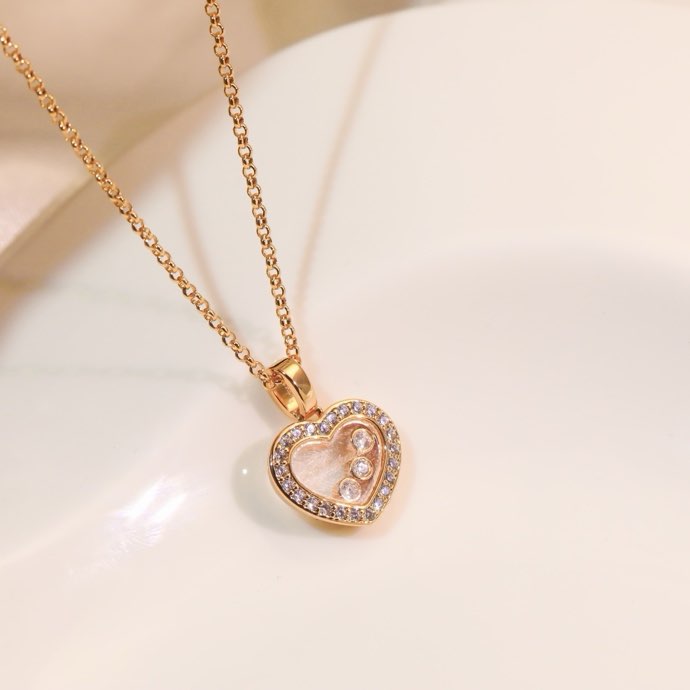 쇼파드 Happy Diamonds 하트 펜던트 목걸이