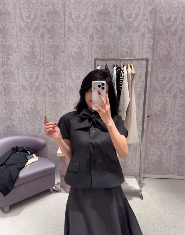디올 리본 카라 반팔 크롭 자켓