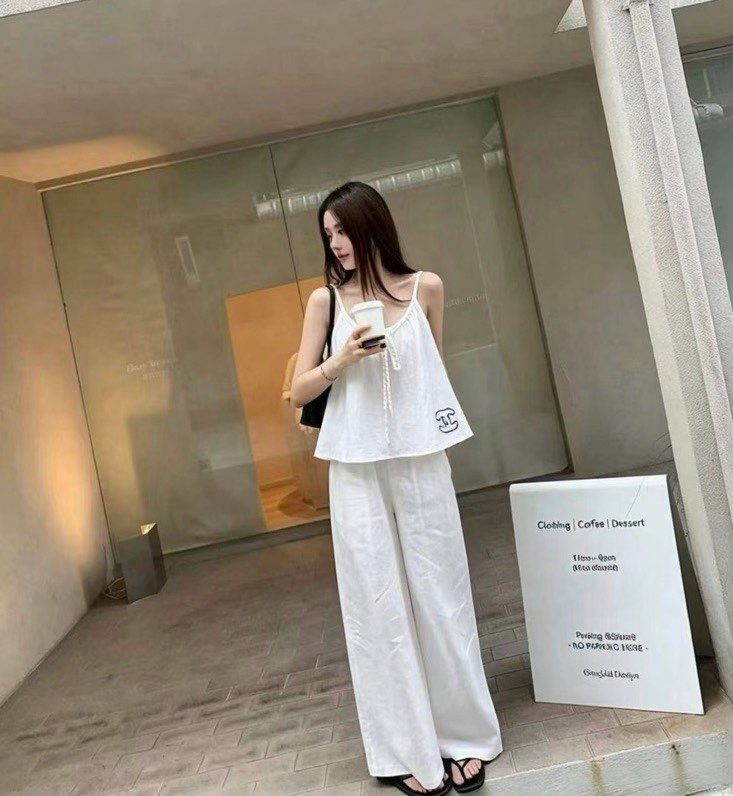 샤넬 플리츠 캐미솔 슬리브리스 탑