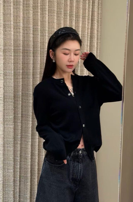 샤넬 클래식 싱글버튼 니트 가디건