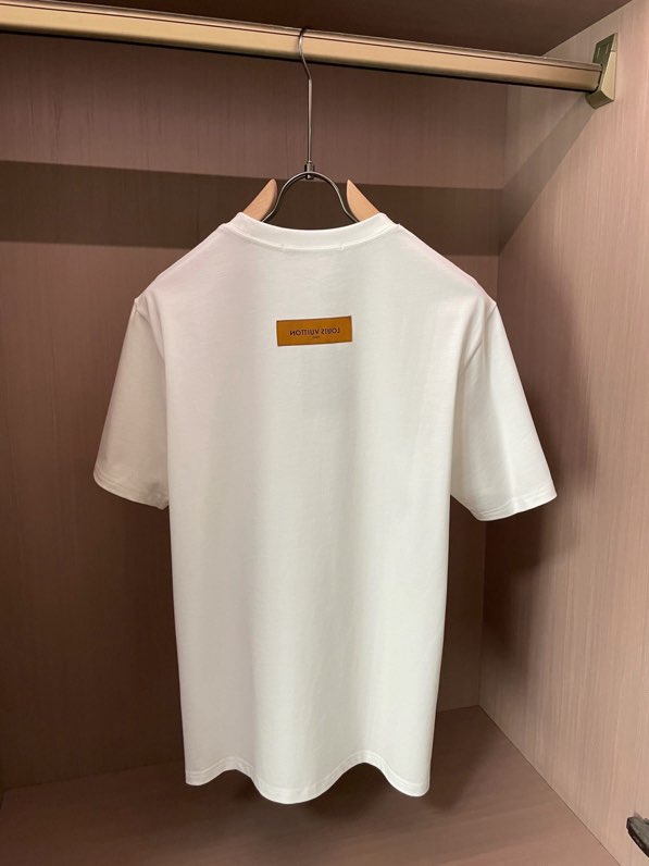 루이비통 로고 반팔 티셔츠