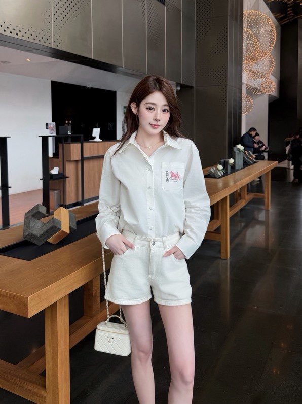 셀린느 26SS 레터링 포켓 셔츠