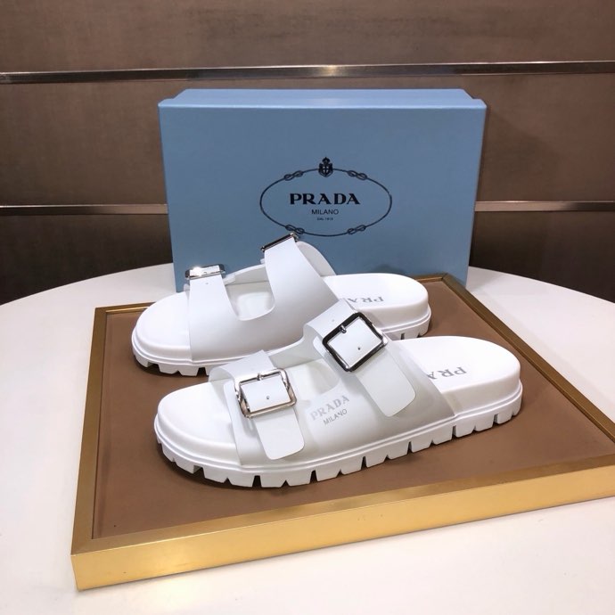 프라다 커플 슬리퍼