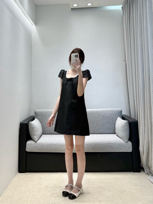 디올 2026 SS 리본 A라인 원피스
