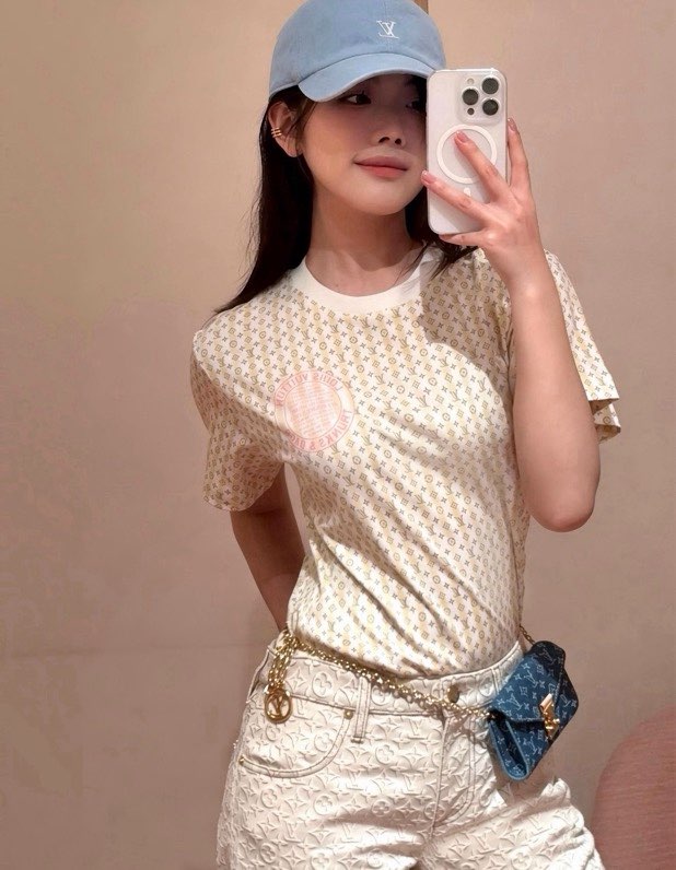루이비통 2026 SS 모노그램 그라데이션 반팔 티셔츠