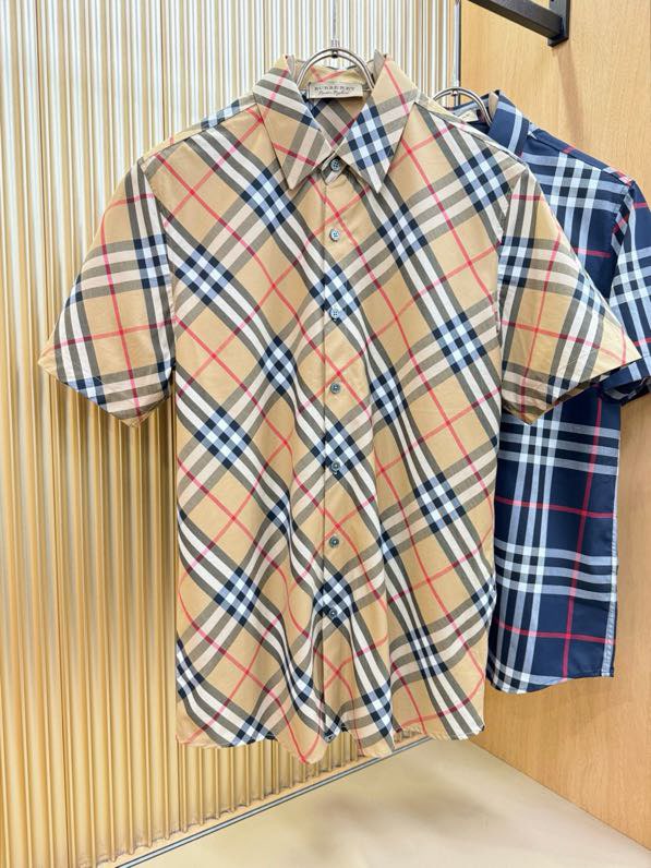 버버리(Burberry) 2026 S/S 클래식 반팔 셔츠