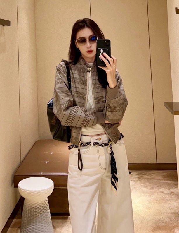 루이비통 2026 S/S 리버시블 모노그램 체크 재킷