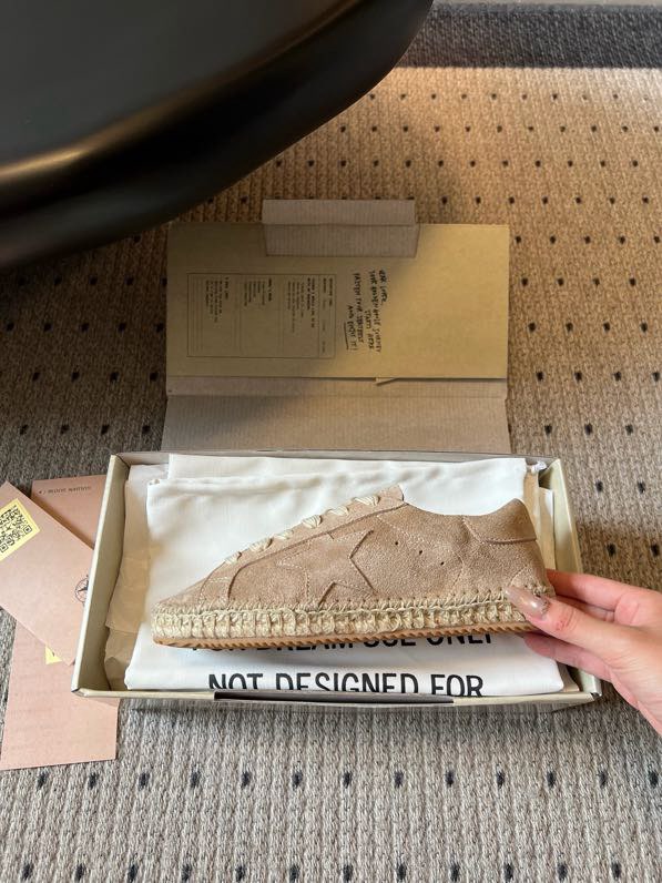 프리미엄급    골든구스(Golden Goose) GGDB Super-Star 스니커즈