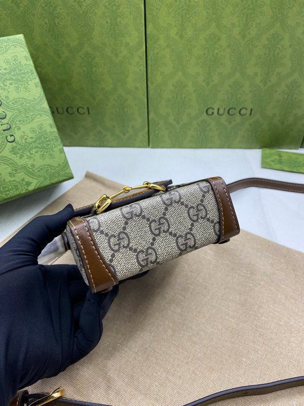 구찌(Gucci) 미니 폰 크로스백