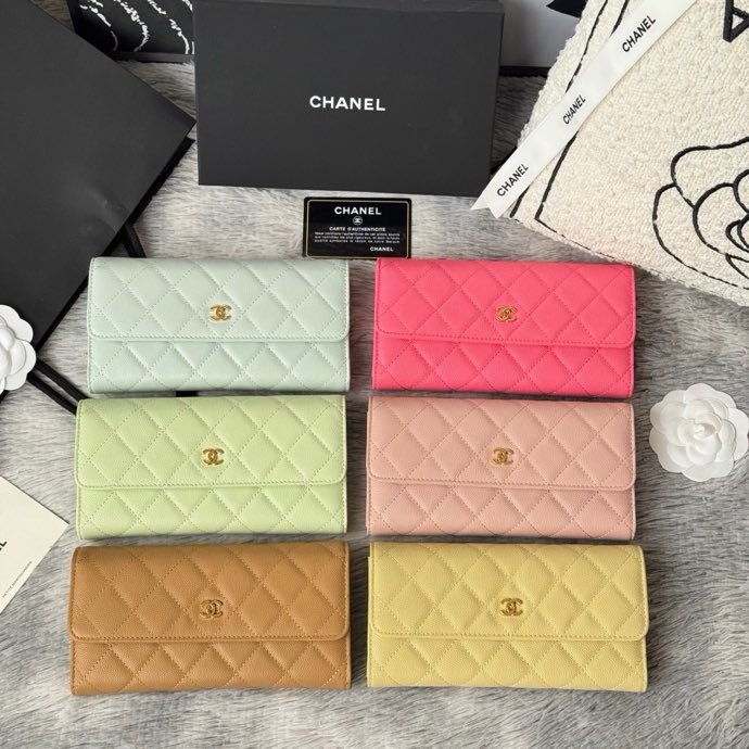 샤넬(CHANEL) 클래식 CF 캐비어 장지갑