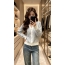루이비통(LOUIS VUITTON) 2026 얼리 가을 자카드 V넥 니트 가디건