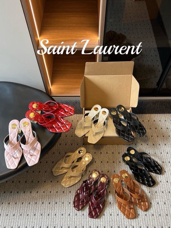 생로랑(SAINT LAURENT) SIP 레더 토스트랩 샌들