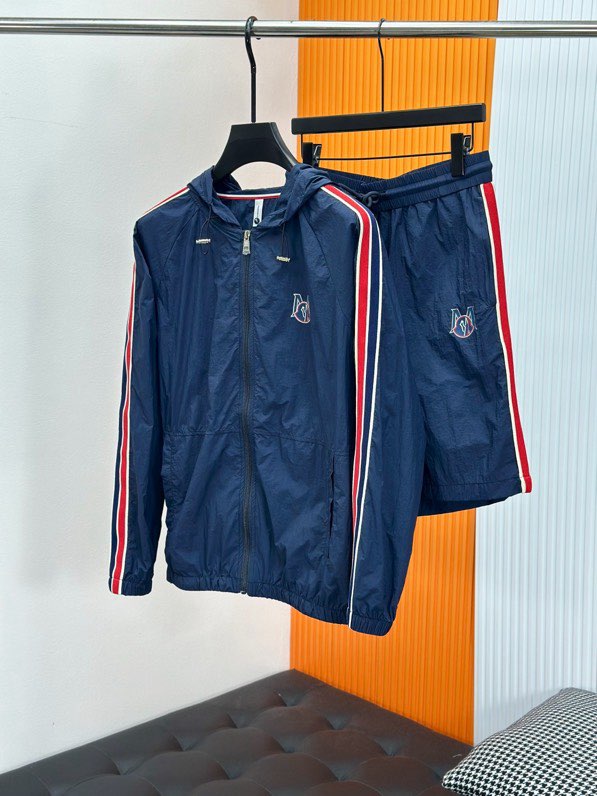 몽클레르(MONCLER) 2026 S/S 프리미엄 썬프로텍트 경량 후드 자켓