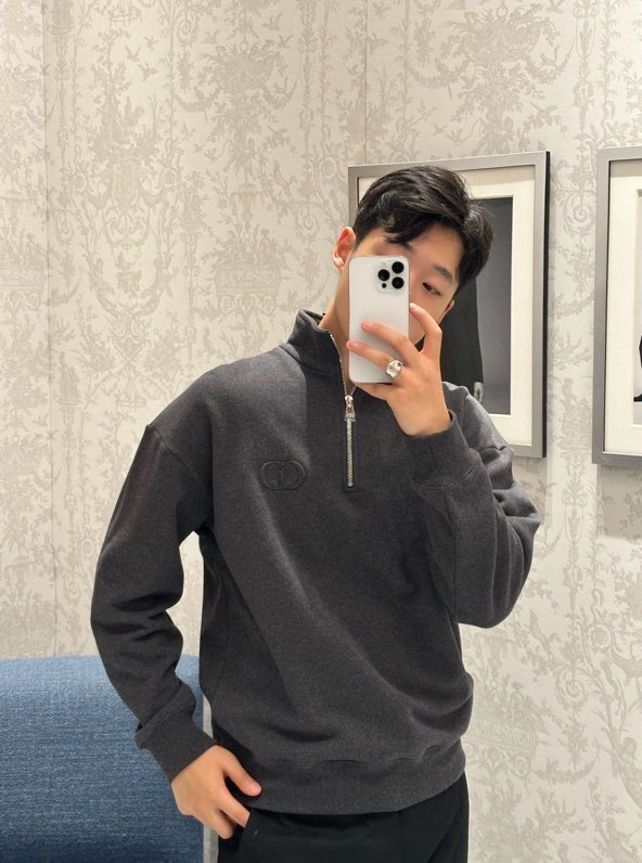 디올(DIOR) CD Icon 반집업 오버핏 스웨트셔츠