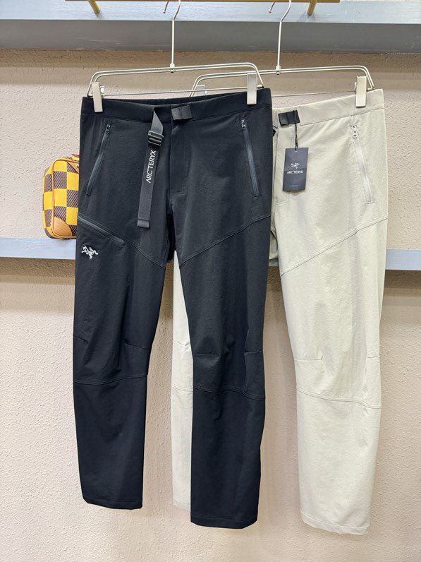 아크테릭스(ARC'TERYX) 프리미엄 기능성 캐주얼 팬츠