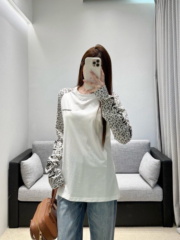 크롬하츠(Chrome Hearts) 레오파드 래글런 롱슬리브 티셔츠