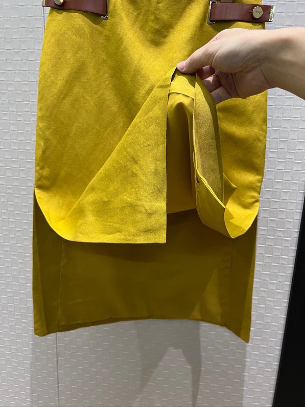 펜디(FENDI) 린넨 로우라이즈 미디 스커트