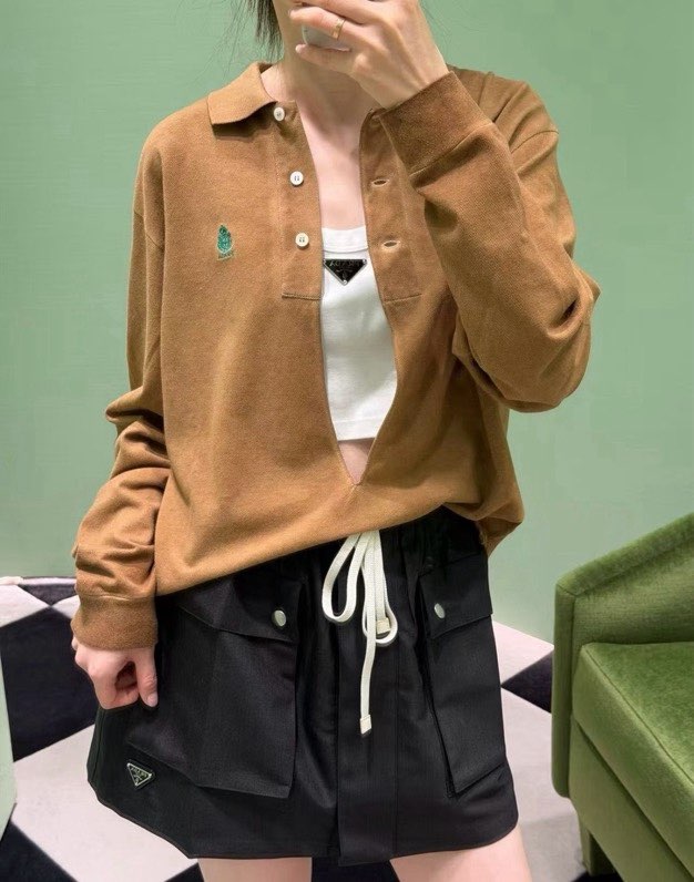 프라다(PRADA) 나일론 카고 미니스커트