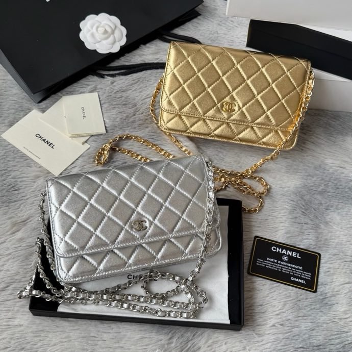 샤넬(CHANEL) 클래식 WOC 체인백