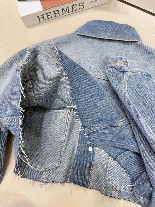 미우미우 로고 크롭 데님 자켓