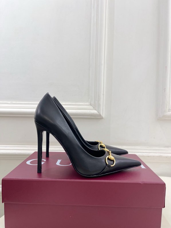 구찌 2026 SS 도나 홀스빗 포인티드토 슬링백 하이힐