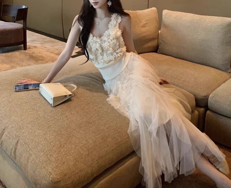 디올 레이어드 튤 샤 롱 스커트